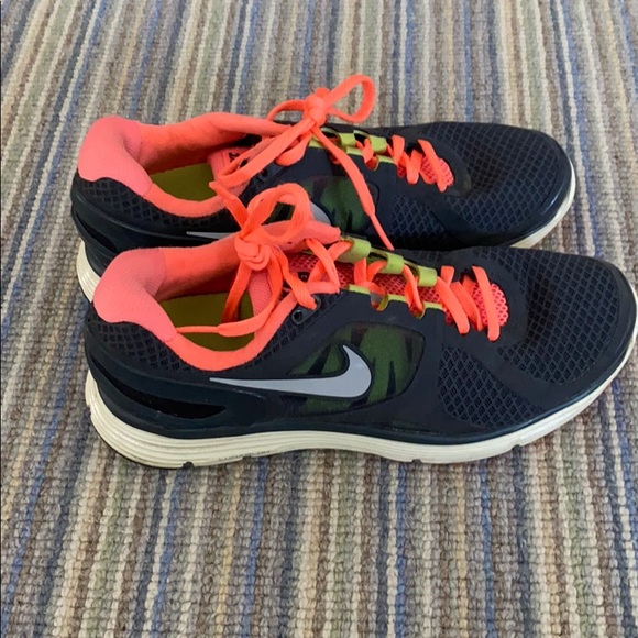 Nike LunarEclipse 2 sneakers. Good Condition - Picture 1 of 4